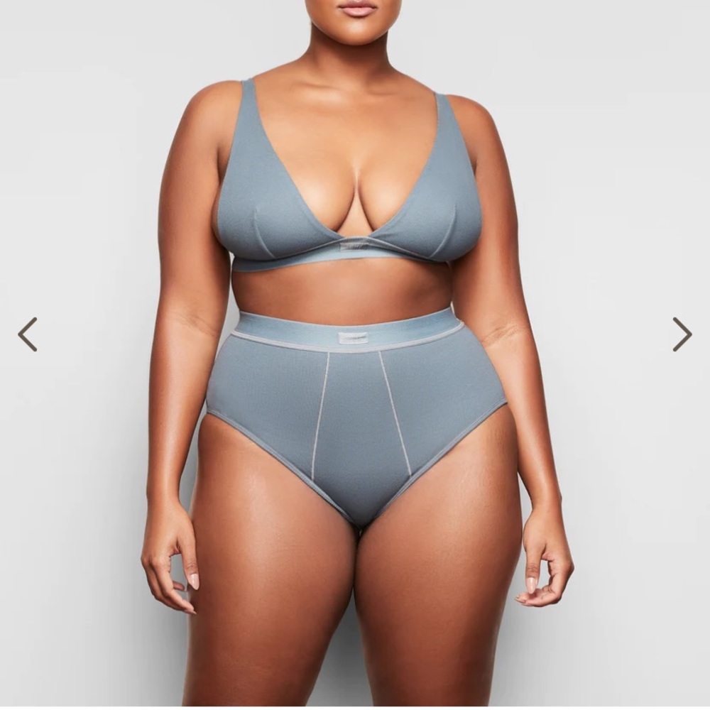 SKIMS Cotton Plunge Bralette - NWT